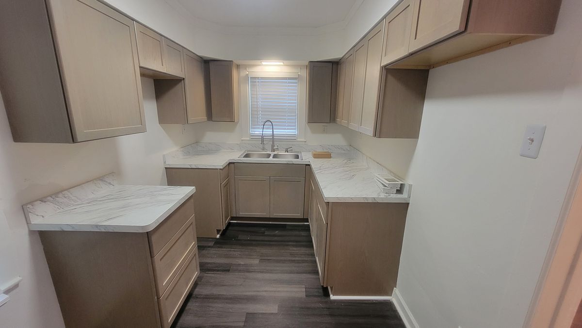 Building Photo - 24 Cochrane Pl