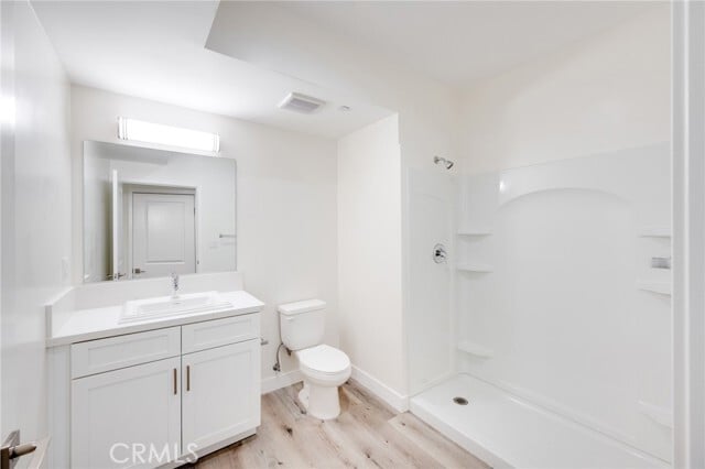 Building Photo - 14526 Hartland St