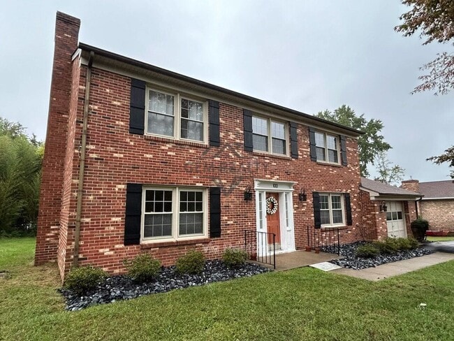 Building Photo - 100 Kendallwood Dr