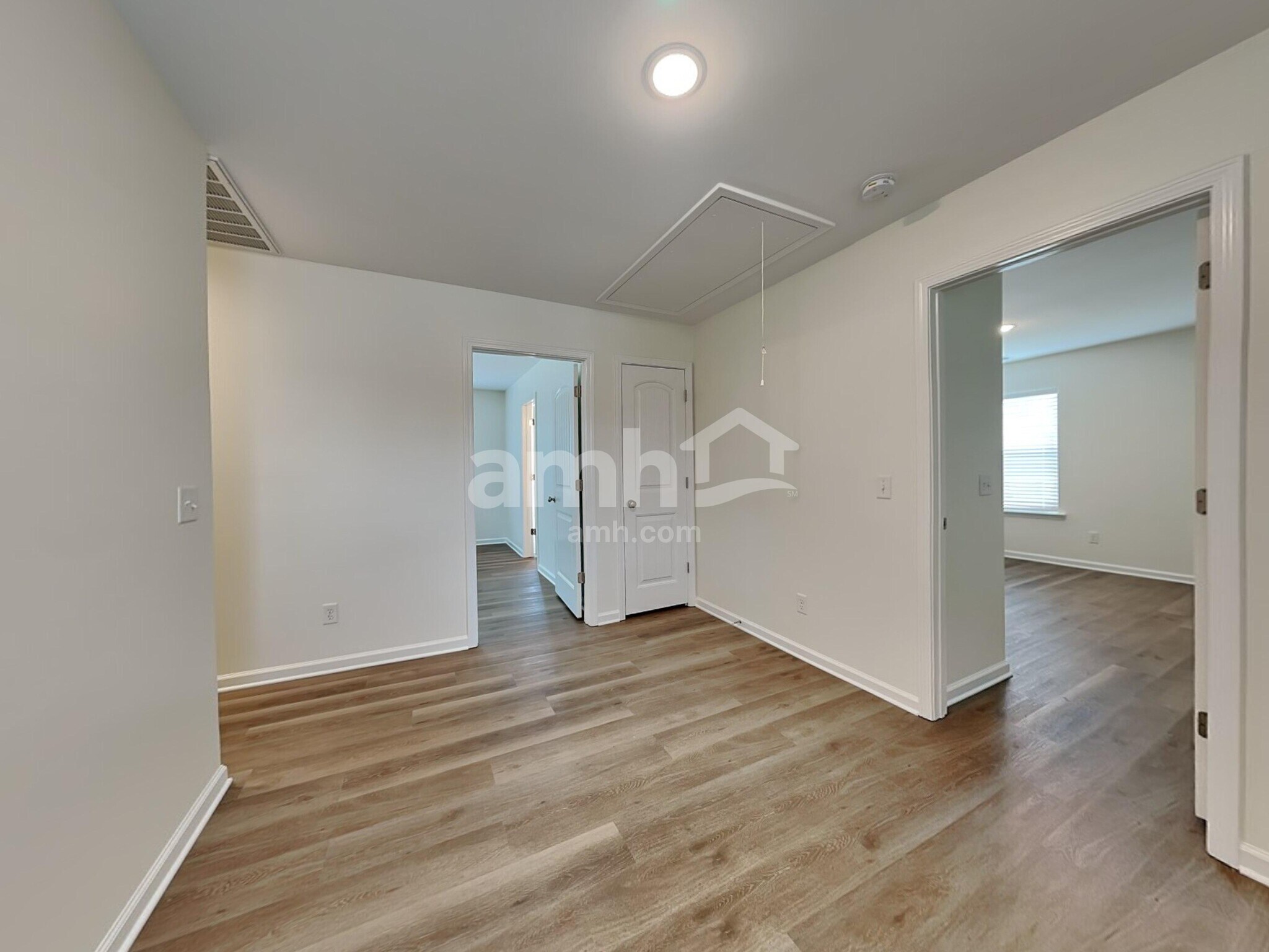 Building Photo - 27 Spinaker Ct