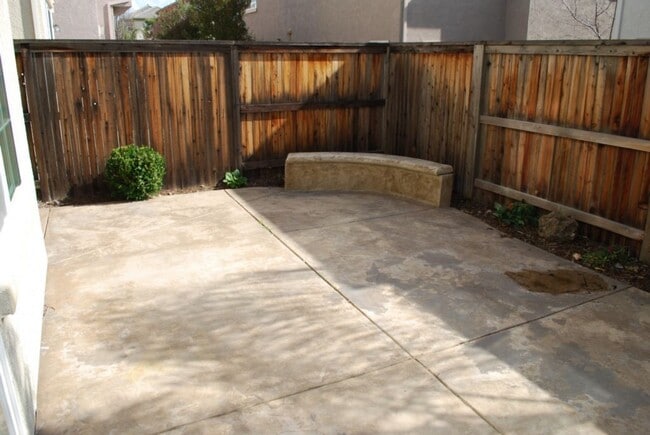 Building Photo - 8415 Oliva Rd