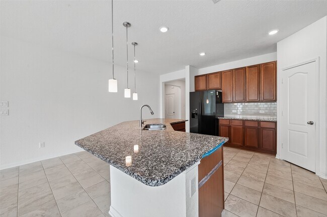 Building Photo - 25611 Reign Wayman Ct