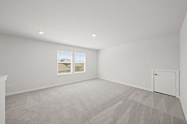 Building Photo - 4006 Crowning Ct