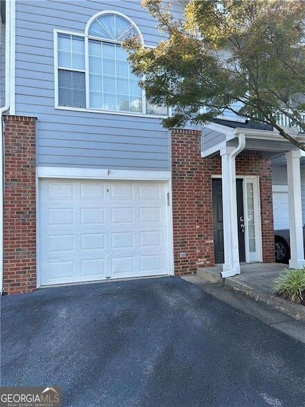 Building Photo - 104 Vinings Forest Cir SE