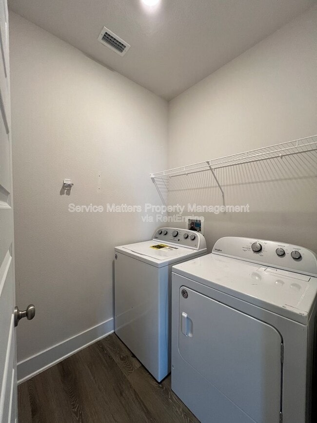 Building Photo - 4084 Blaney Ln