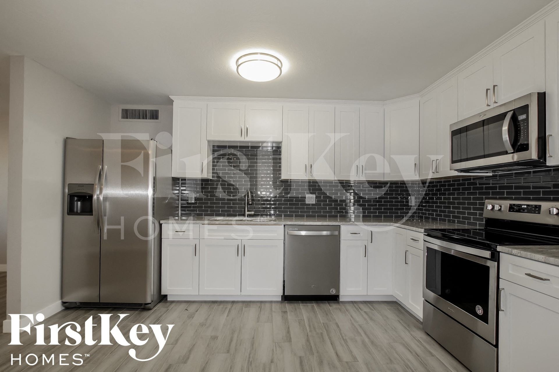 Building Photo - 15034 N 38th St