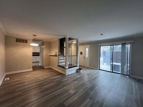 Building Photo - 7333 Winthrop Way