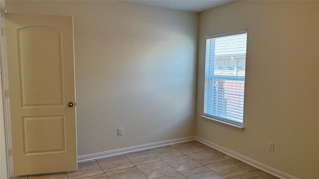 Building Photo - 1829 Persimmon Dr
