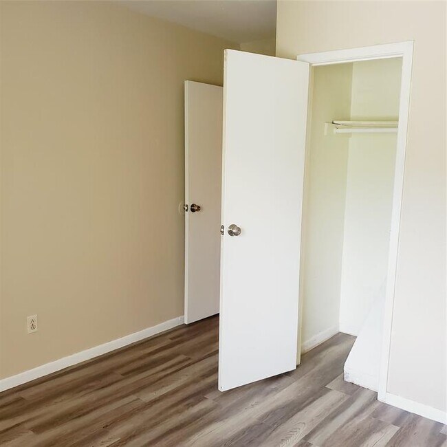 Building Photo - 12511 Ashford Meadow Dr