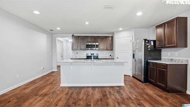 Building Photo - 3821 Kendall Brook Dr