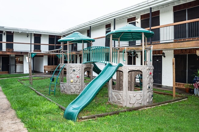 Building Photo - 101 S Allen-Genoa Rd