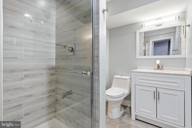 Building Photo - 6410 Blarney Stone Ct