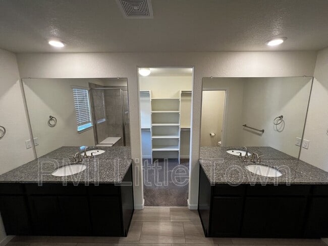 Building Photo - 9270 Inca Dove Cir