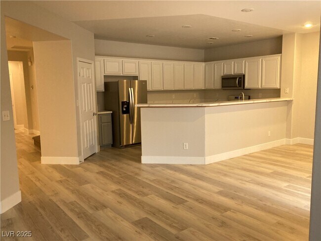 Building Photo - 9068 W Palomino Park Ct