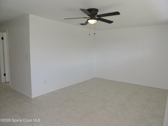 Building Photo - 8520 US-1