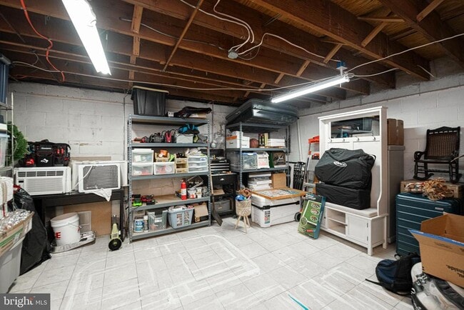 Building Photo - 356 2nd Ave