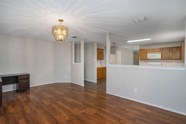Building Photo - 4024 German Pointer Way