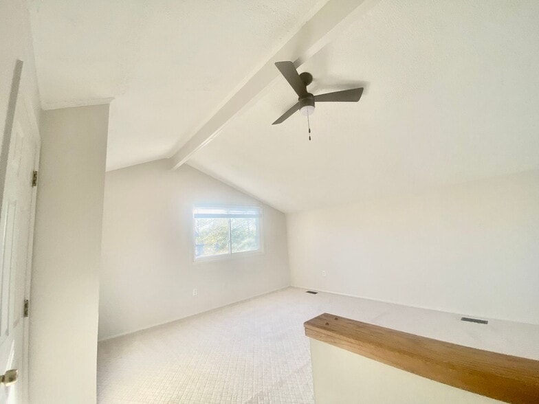 Building Photo - 120 S Fox Rd