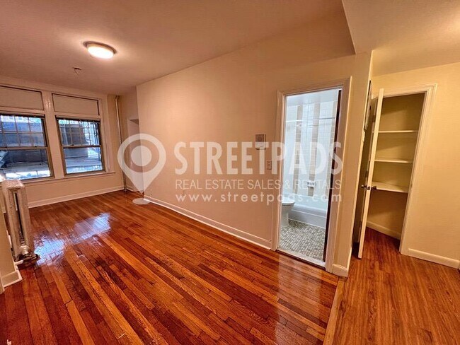 Building Photo - 1 bedroom in Boston MA 02134