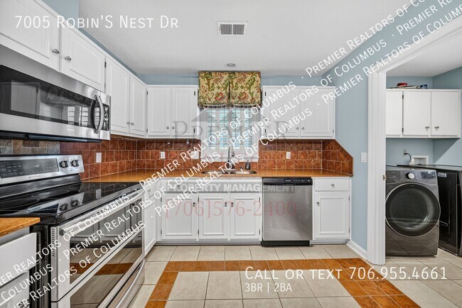 Building Photo - 7005 Robin's Nest Dr