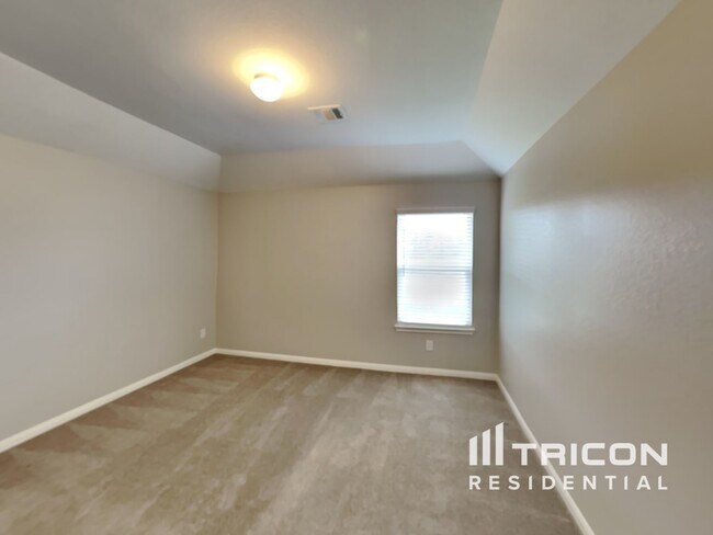 Building Photo - 7523 Merrylands Dr