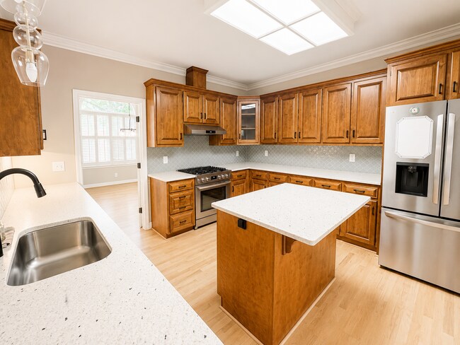 Building Photo - 202 Mallowrose Ln