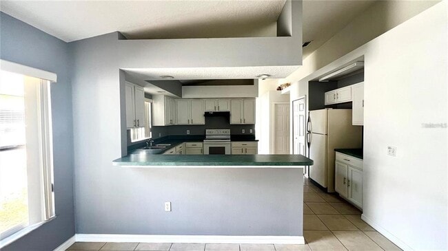 Building Photo - 16349 Coopers Hawk Ave