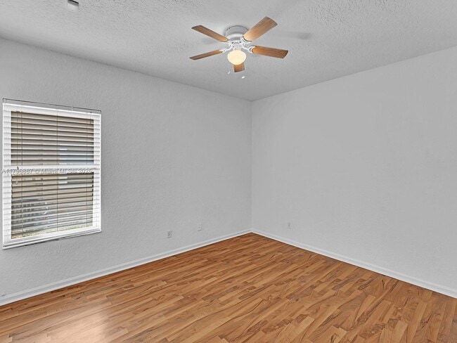 Building Photo - 3420 Washington Ln