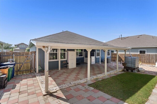 Building Photo - 13809 Harrisglenn Dr