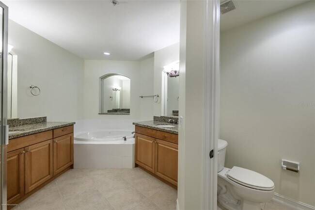 Building Photo - 89 Vivante Blvd