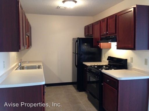 Building Photo - 190 Ledge St