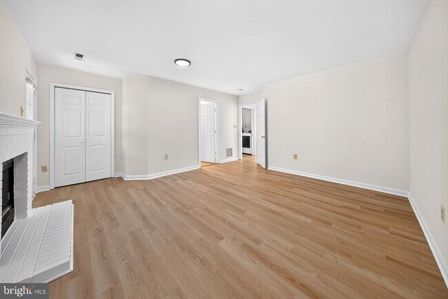 Building Photo - 14214 Asher View