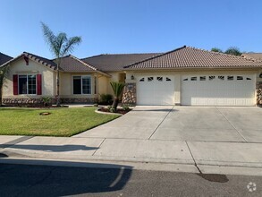 Building Photo - In Hanford-4 Br 2.5 Ba Available Now