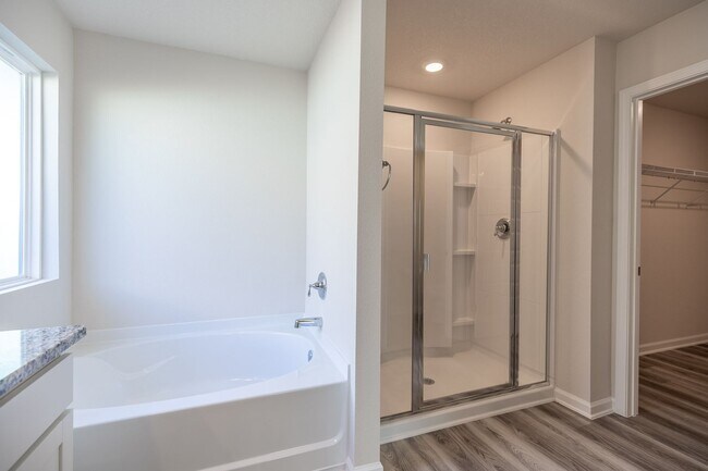 Building Photo - 1 Month FREE with 13 month lease!!!!     4 Bedroom 2 Bath Home in Roberts Cove Community in Foley
