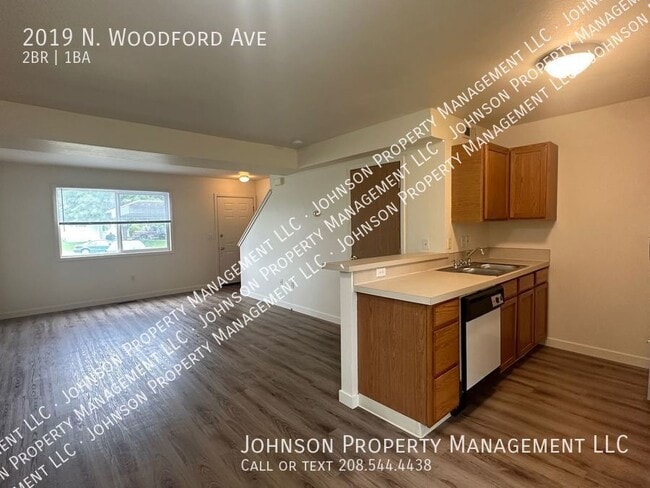 Building Photo - 2019 N Woodford Ave