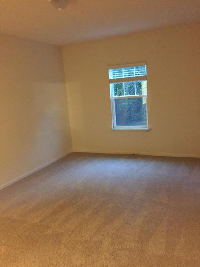 Building Photo - 2 bedroom in Jacksonville FL 32256