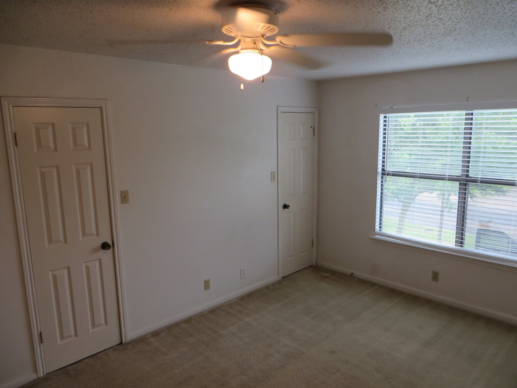 Building Photo - 8814 Clearbrook Trail