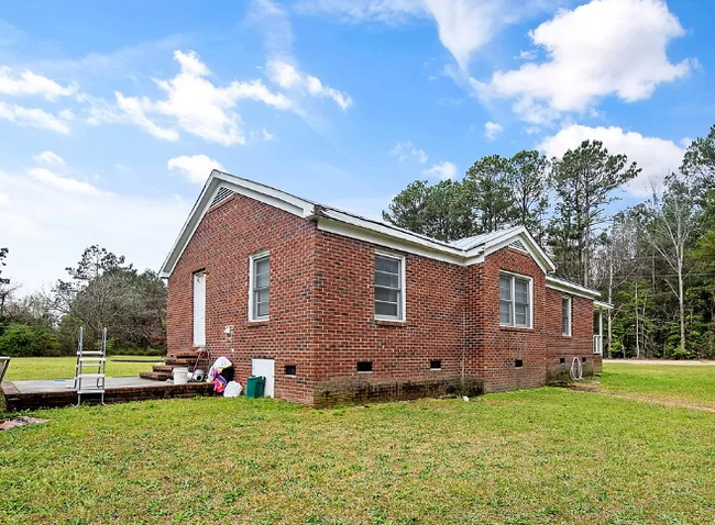 Primary Photo - 2321 Zollie Jones Rd