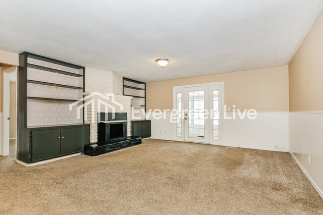 Building Photo - 5219 Robinview Ct