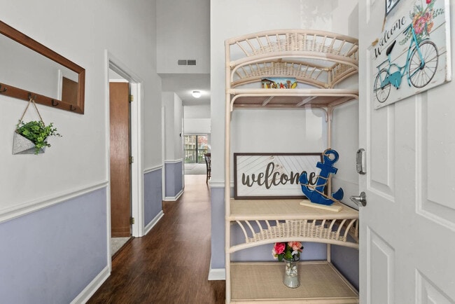 Building Photo - 1920 Bent Grass Dr