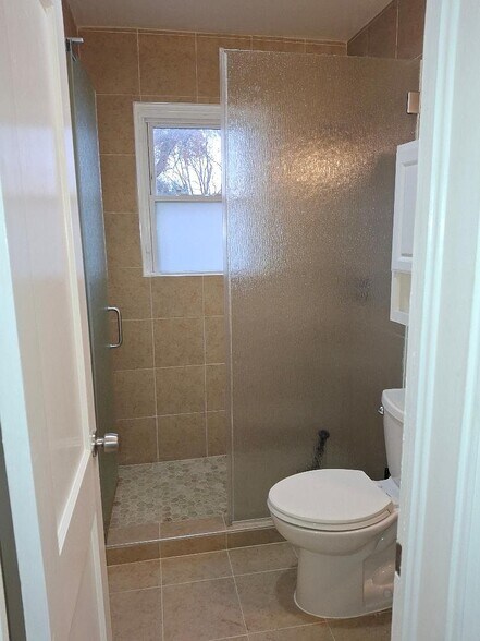 Building Photo - 4408 Ridgecrest Dr