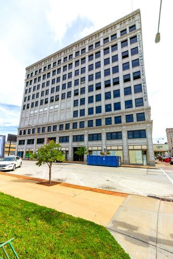 Building Photo - Kahl Lofts