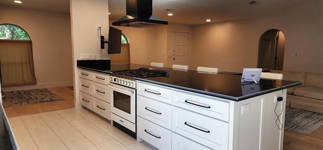 Building Photo - 3408 Greenbriar Ln