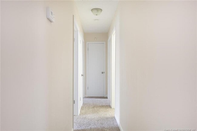 Building Photo - 923 Rancho Dr