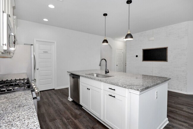 Building Photo - Beautiful 4-Bedroom Home with Office, Bonus Room, and Large Backyard