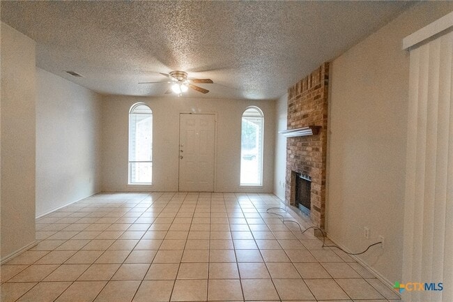 Building Photo - 1301 Westway Dr