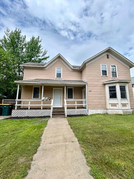 Building Photo - 528 Union St