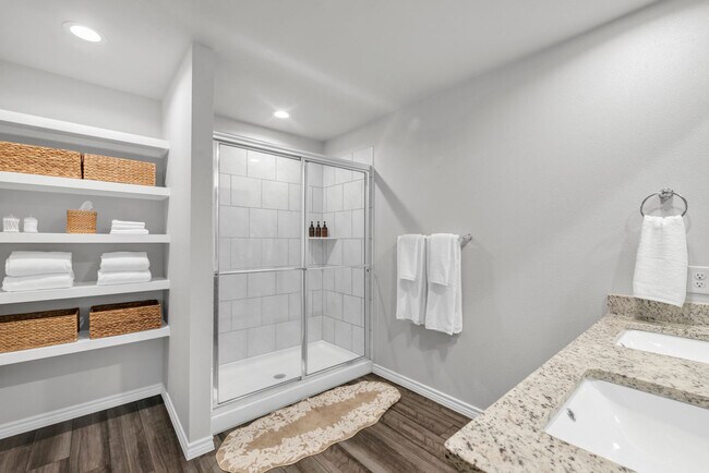 Building Photo - 2785 Eltonne Gdns Dr