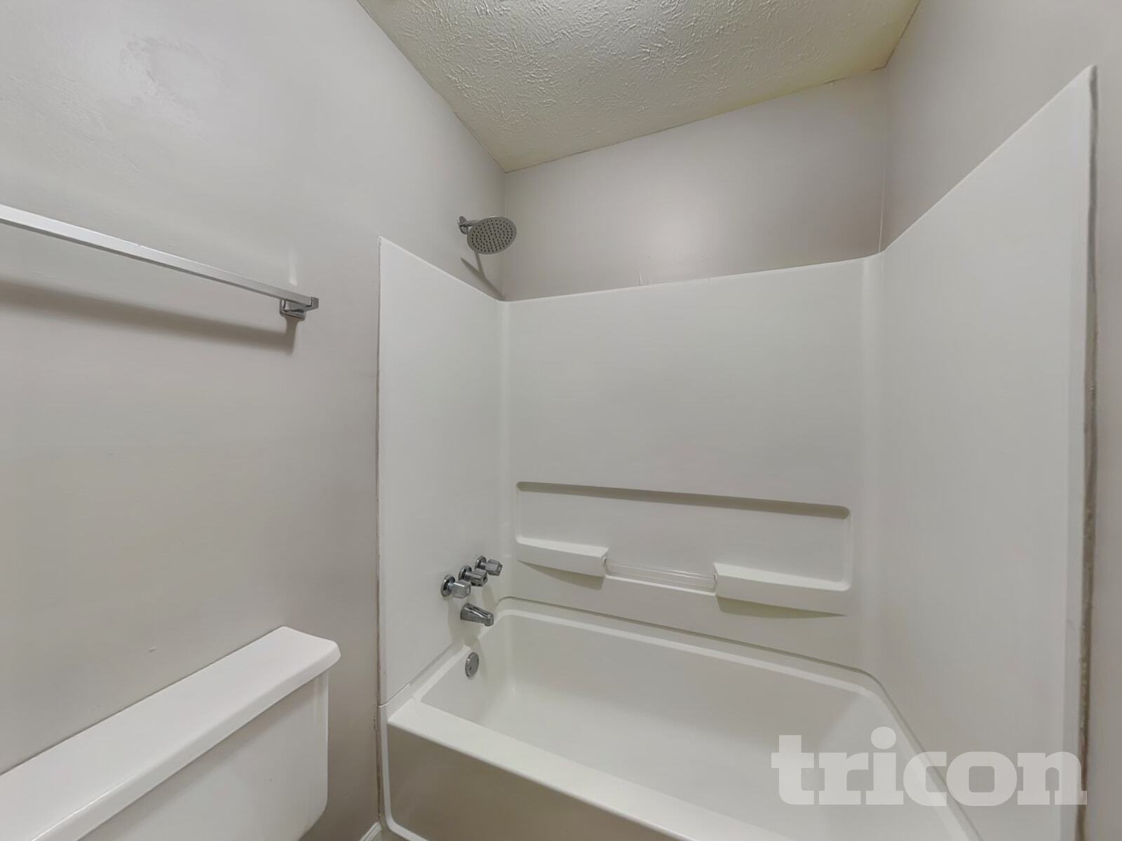 Building Photo - 5625 Longbow Dr