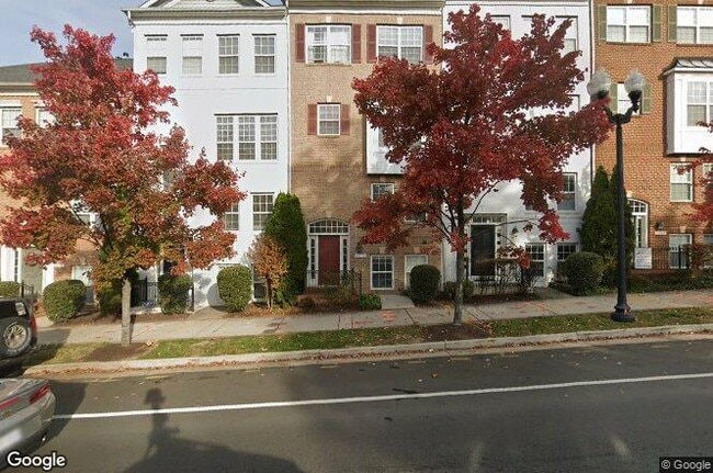 Primary Photo - 4079 Columbia Pike
